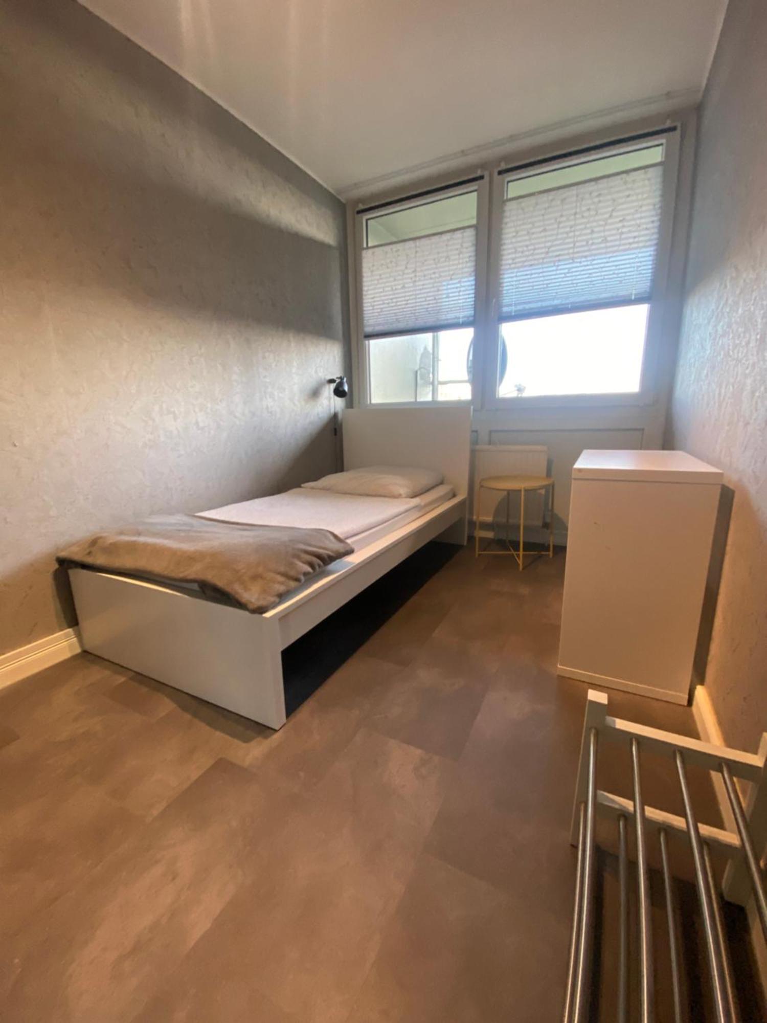1 A Ferienwohnung Modern Duisburg Exterior photo